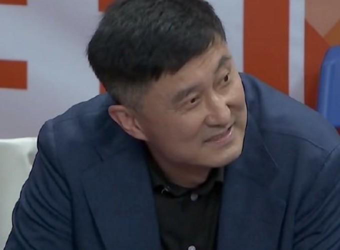 博万体育官方入口-杜锋：大家并没有为季后赛做好准备，拉科首秀不错但还需磨合